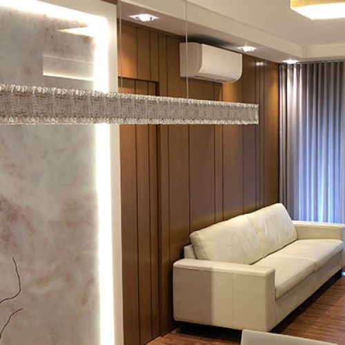 APARTAMENTO 2 SUÍTES, MOBILIADO NO CENTRO